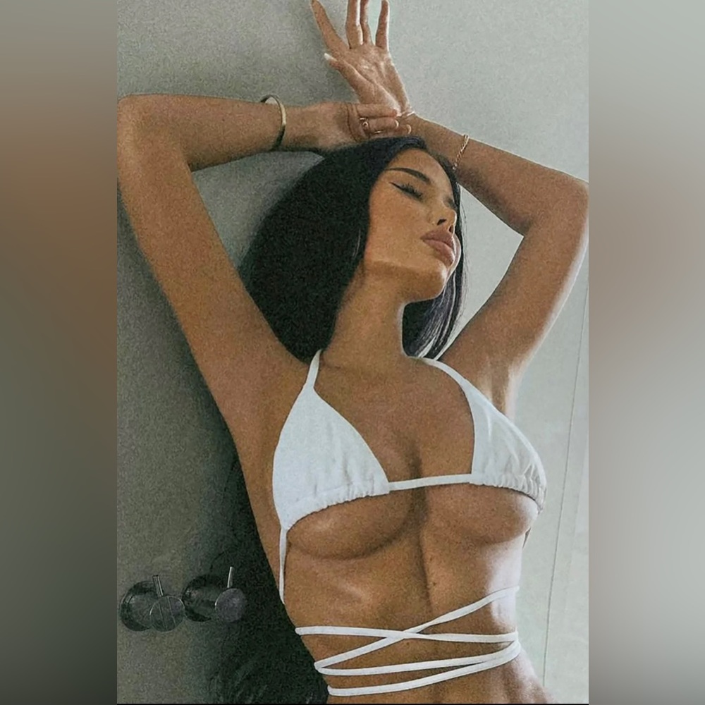 🤍White 2 piece Bikini ⬜️◻️~NEW & UNWORN W. TAGS